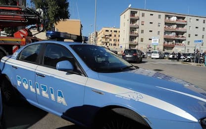 Napoli, rapina alle Poste centrali: in azione la "banda del buco"