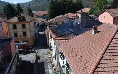 Casa in fiamme a Genova, dichiarata la morte cerebrale del bimbo
