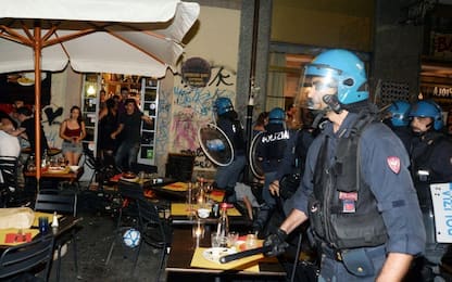 Torino, polemiche dopo gli scontri tra polizia e centri sociali