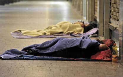 Palermo, trovato morto un senzatetto: si indaga per omicidio
