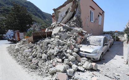 Terremoto Ischia, Protezione civile: "Case con materiali scadenti"