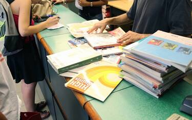 fotogramma_libri_scuola_720