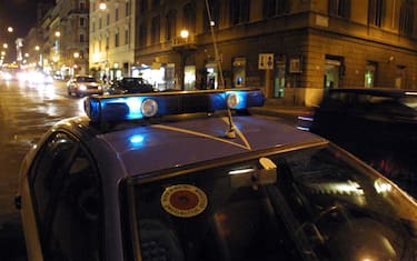 polizia-roma-lapresse