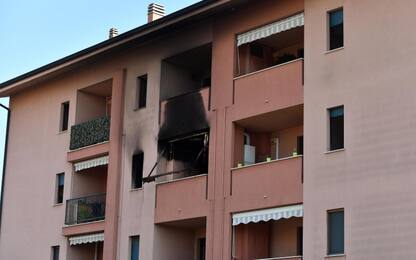 Incendio in un appartamento a Gorgonzola, un morto e 4 intossicati