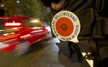 Torino, non si ferma ad alt della polizia: arrestato dopo inseguimento