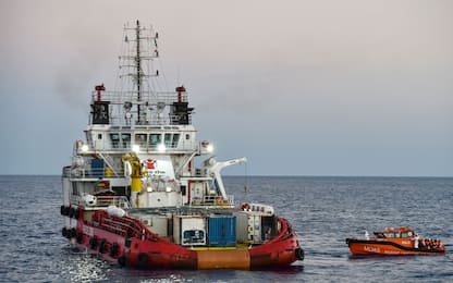 Migranti, perquisita la nave di Save the Children nel porto di Catania