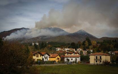 Varese, fiamme vicino ad osservatorio