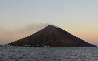 Stromboli, trabocco lavico dal cratere Nord