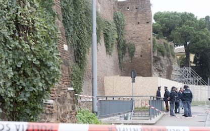 Donna uccisa in sottopasso a Roma, fermato un clochard per omicidio