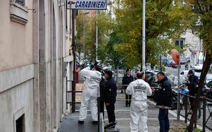 Roma, anarchici rivendicano ordigno davanti a stazione carabinieri
