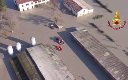 Allagamenti in Emilia, Lentigione sommersa vista dal drone. VIDEO