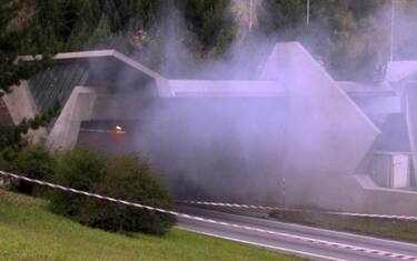 incidente_gottardo_tunnel_lapresse