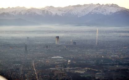 Torino, peggiora qualità aria: confermato blocco fino a giovedì 20