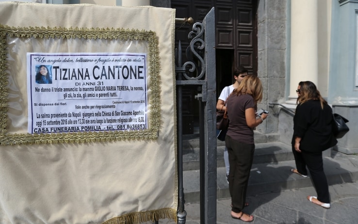 Caso Tiziana Cantone, video ancora online: aperta inchiesta negli Usa | Sky  TG24