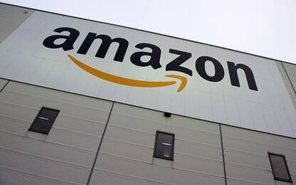 Amazon, 300mila euro di multa: "Attività postali senza autorizzazione"