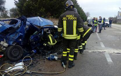 Incidente stradale in Puglia: quattro morti in uno scontro frontale