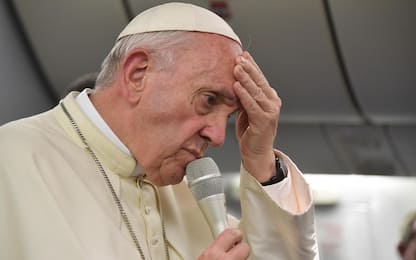Pedofilia, Papa si scusa: ho sbagliato a chiedere prove alle vittime