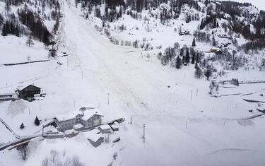 Pericolo valanghe, allarme sulle Alpi: evacuato albergo in Val Venosta