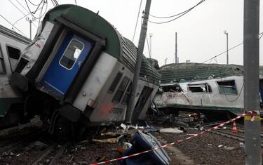 Treno deragliato, ipotesi gravi carenze nella manutenzione