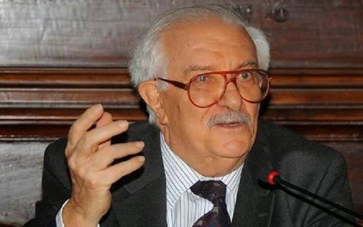 È morto a Napoli lo storico Giuseppe Galasso aveva 88 anni Sky TG24