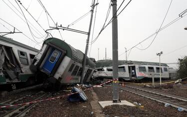 Treno deragliato a Pioltello: in 100 pronti a chiedere danni