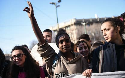 Milano, donne in piazza per l'8 marzo