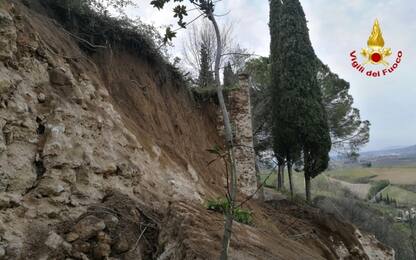 San Gimignano, crolla un tratto delle mura medievali: nessun ferito