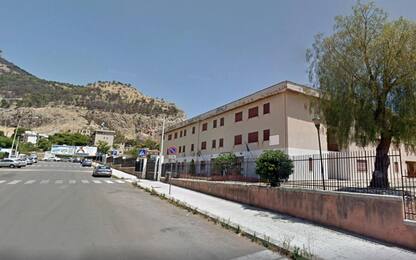 Palermo, professore ipovedente picchiato dal padre di una sua alunna