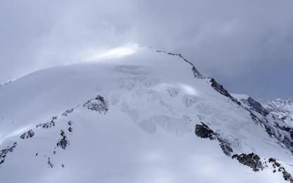 Svizzera, 4 alpinisti morti assiderati. C'è anche un italiano