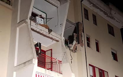 Esplode appartamento a Crotone: 2 morti e 4 feriti, tra cui 3 bimbe