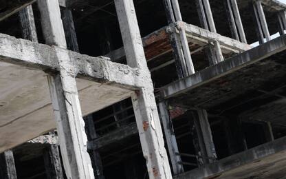 Demolito a Montargano di Mascali un edificio abusivo degli anni '60