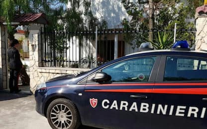 Pordenone, picchia autista bus e accoltella carabiniere: arrestato