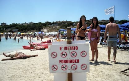 Stintino, stop a fumo e asciugamani in spiaggia per salvare La Pelosa