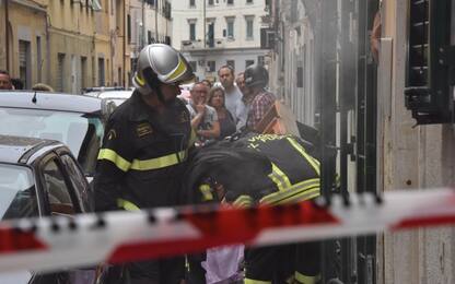Livorno, esplosione in un appartamento: grave una 52enne