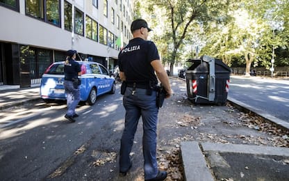 Roma, migliorano condizioni del poliziotto ferito a Tor Bella Monaca