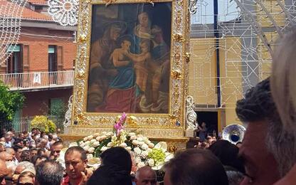 Boss vuole portare la Madonna in processione, intervengono carabinieri