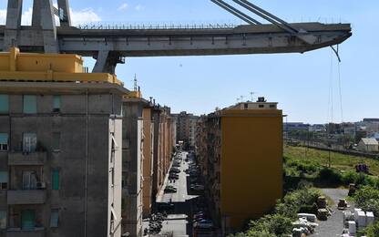 Genova, il sindaco: a rischio demolizione le case sotto ponte Morandi