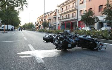 Brescia, travolse e uccise 2 pedoni: motociclista condannato a 8 anni