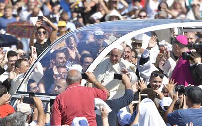 Palermo, il Papa ricorda Don Puglisi. "Ai mafiosi dico: convertitevi" 