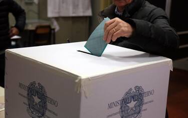 Elezioni regionali, sondaggio Sole 24 Ore: Toscana in bilico