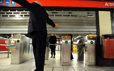 milano_metro_chiusa_fotogramma