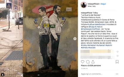 Milano, in un murales “la guerra dei Socials” tra Salvini e Di Maio
