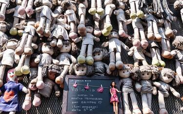 femminicidi_wall_of_dolls_la_presse