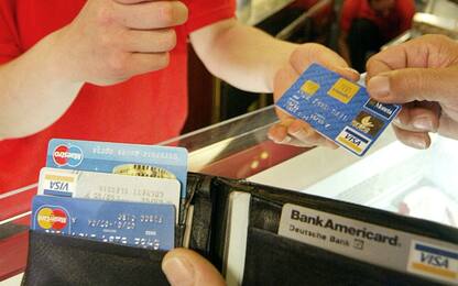 L’Antitrust vieta le commissioni sui pagamenti con carta di credito