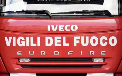 Incidente sull'autostrada Messina-Catania: auto in fiamme