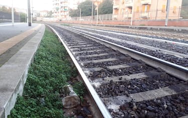 Ferrovie, rallentamenti sulla linea Milano-Chiasso causa incendio