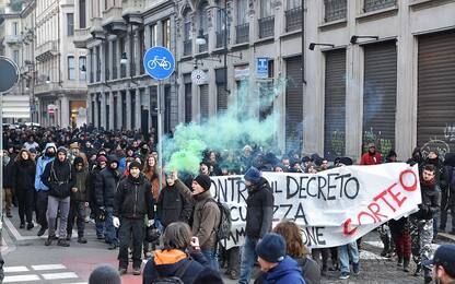 Torino, anarchici protestano contro il decreto Sicurezza