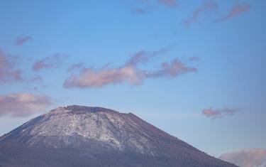 2Agenzia_Fotogramma_Neve_Vesuvio