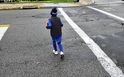 Carmagnola, a otto anni da solo in strada: “Mamma non mi vuole più”