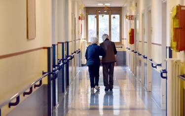 Torino, visita la madre anziana in casa di riposo: morto figlio 55enne